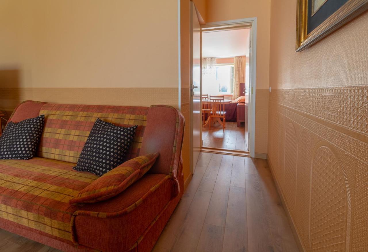 Fortuna Apartments Pärnu Esterno foto