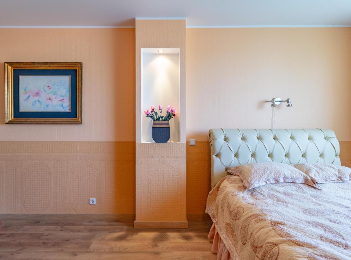 Fortuna Apartments Pärnu Esterno foto